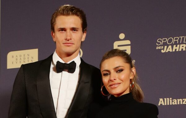 Alexander Zverev Advances to Miami Open Semifinals Amid Off-Court Spotlight