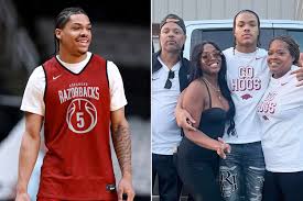 College Basketball Recruit Darius Acuff Jr. Chooses Arkansas Razorbacks