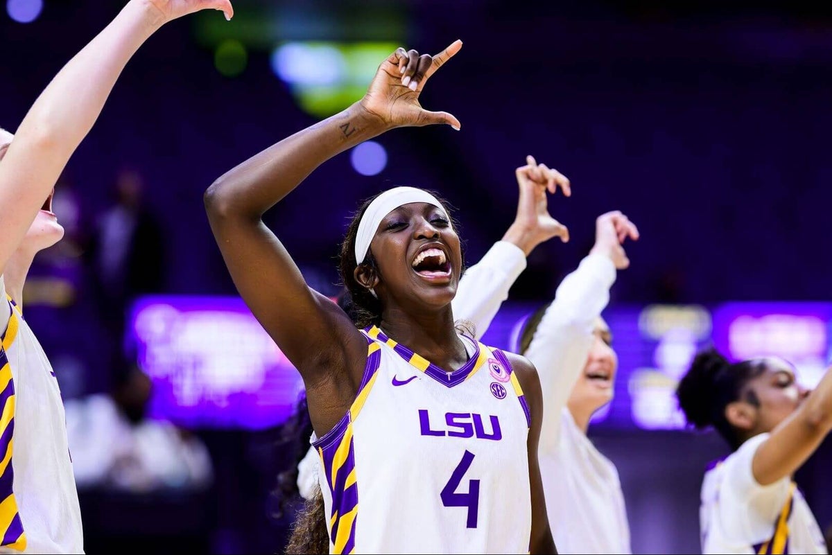 LSU basketball star Flau'jae Johnson practicing in the empty PMAC arena