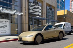 Tesla’s Two-Seat Cybercab Strategy Targets Urban Efficiency