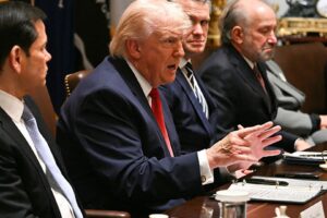 Trump Claims Iran Permitted 10 Oil Tankers Through Strait of Hormuz