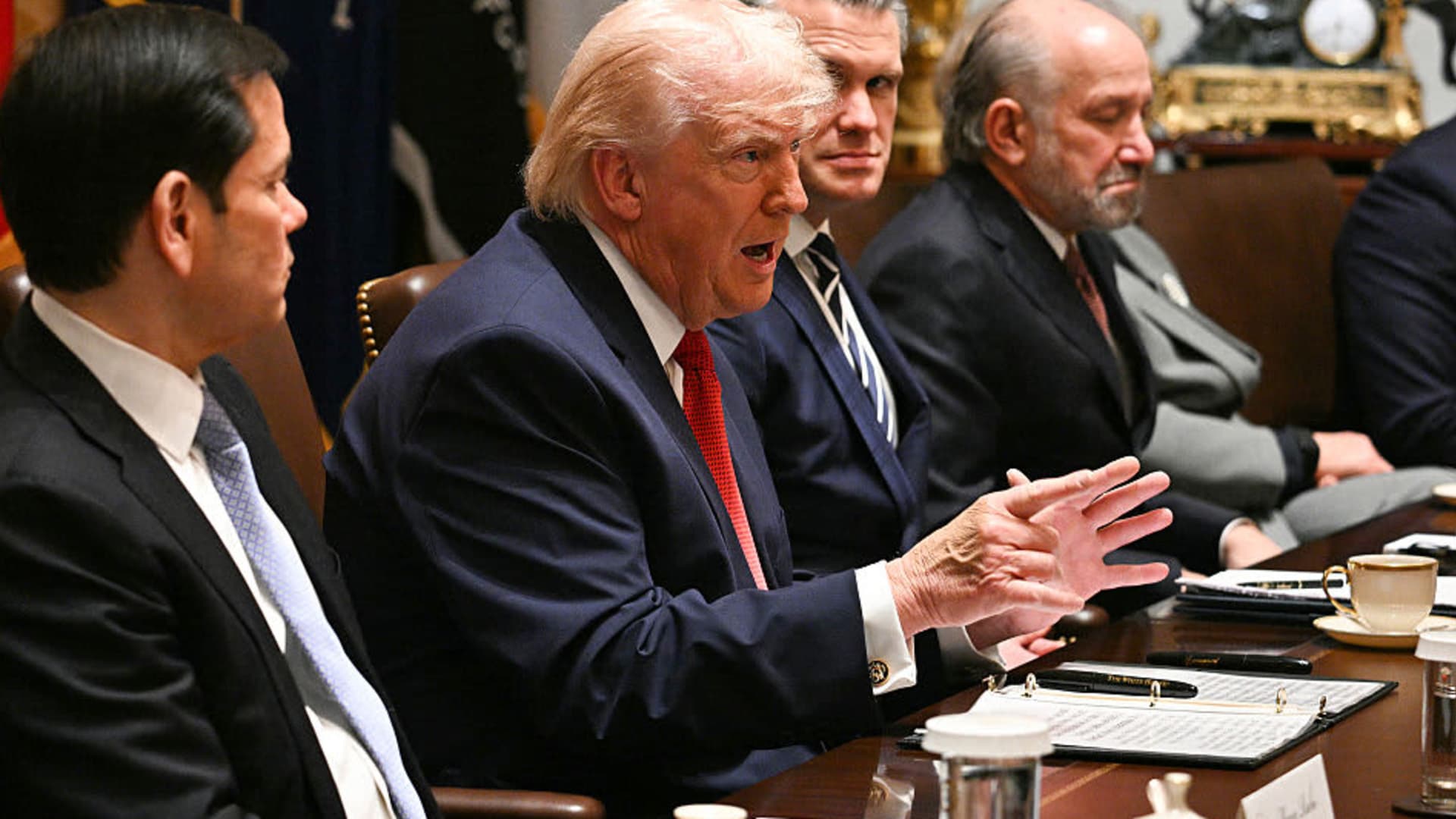 Trump Claims Iran Permitted 10 Oil Tankers Through Strait of Hormuz