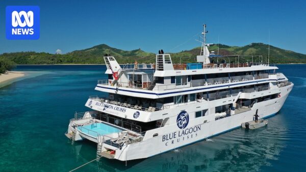 Fiji Princess cruise ship grounded on reef near Monuriki Island, Fiji