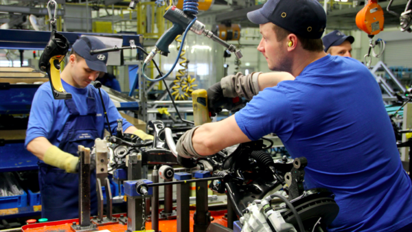 German parliament debating sick pay cut proposals to reduce worker absence