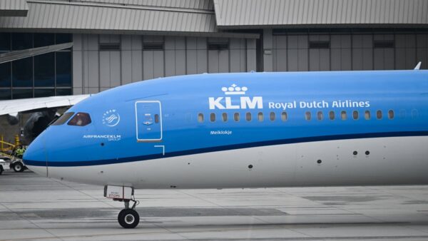 Indian court orders criminal case against KLM Royal Dutch Airlines over Peru flight boarding denial