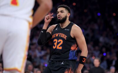 Karl-Anthony Towns flexing after a drive against the Atlanta Hawks in the Knicks playoff game