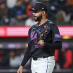 Devin Williams reacts after Mets ninth-inning collapse extends 12-game losing streak
