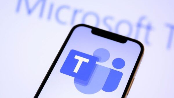 Microsoft Teams outage map showing reported issues across UK cities like London and Manchester
