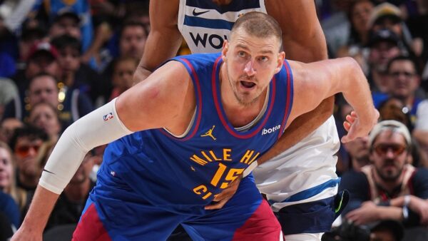 Pistons and Mavericks Highlight Monday's NBA Betting Insights