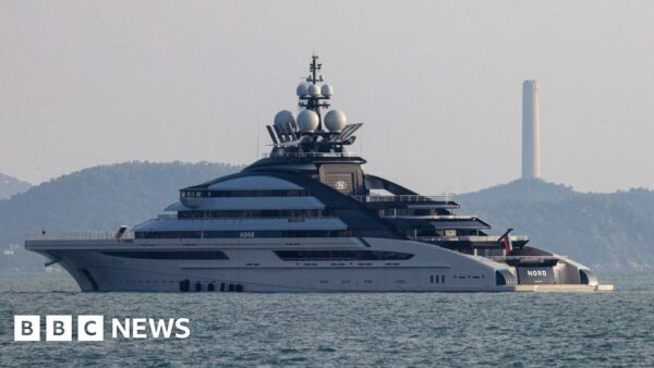 Russian Superyacht Nord Transits Strait of Hormuz Amid Blockade