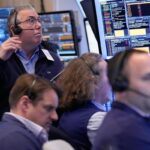 US stock market futures chart falling as Iran tensions flare over Strait of Hormuz