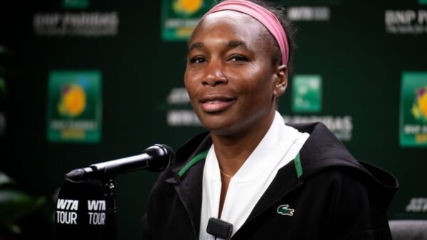 Venus Williams and Zarina Diyas tennis match moment