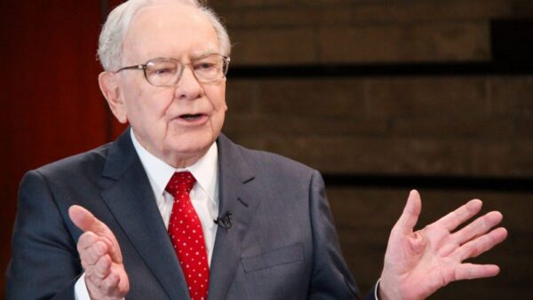 Warren Buffett discussing greatness and wealth in his final shareholder letter