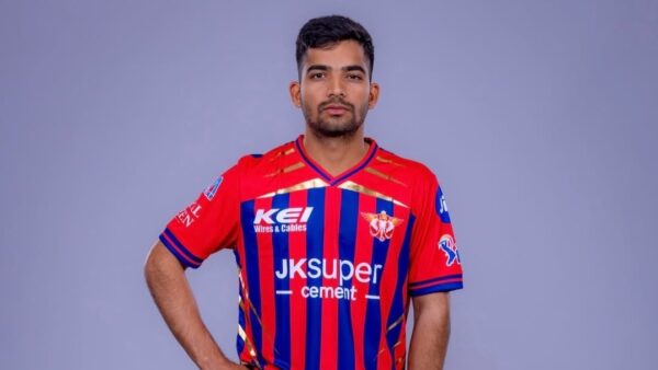 Akshat Raghuwanshi Makes IPL Debut for Lucknow Super Giants