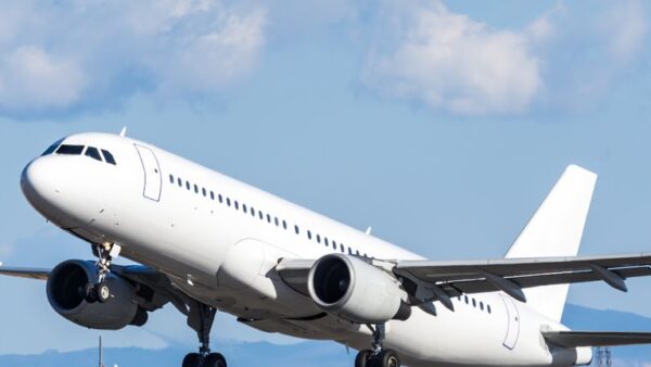 Allegiant Travel Reports Q1 2026 Profit Amid Previous Losses