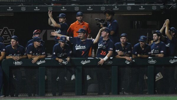 Auburn Baseball Hosts Milwaukee in Regional Opener