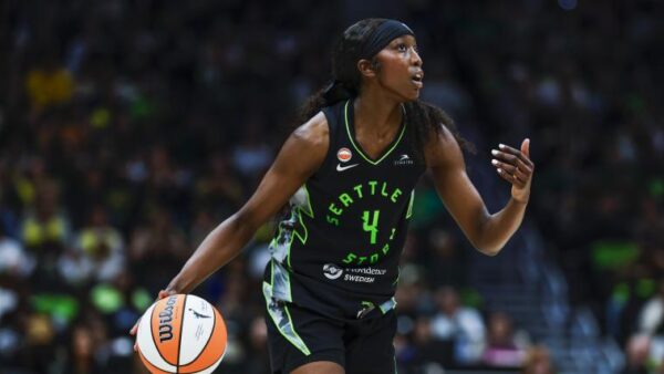 Flau'Jae Johnson Impresses in WNBA Debut, Dares Brittney Griner
