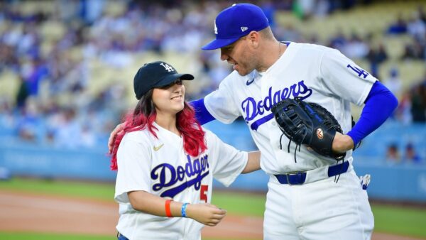 Freddie Freeman Grants Wish to Teen with Epilepsy at Dodgers Game