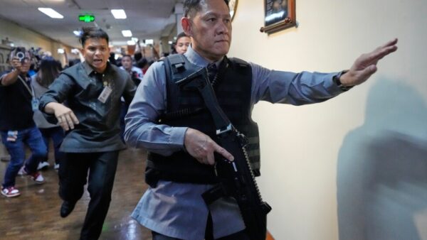 Gunfire Erupts in Philippine Senate During Arrest Attempt of Senator