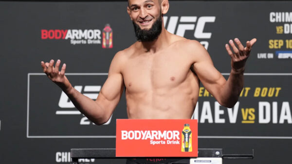 Khamzat Chimaev Prepares for UFC 328 Title Defense Against Strickland