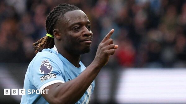 Manchester City Defeats Brentford 3-0, Narrows Gap to Arsenal