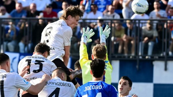 Napoli and Como End in 0-0 Draw in Serie A Match