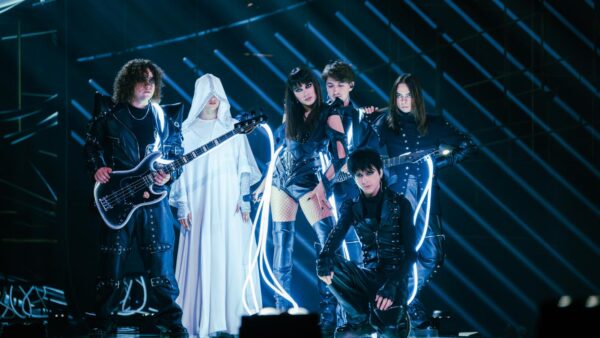 Romania's Alexandra Captivates Eurovision Audience with Confidence