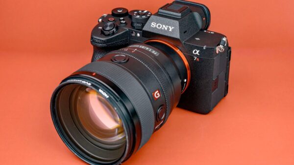 Sony a7R VI Launches with 66.8MP Sensor and 30 FPS Capture