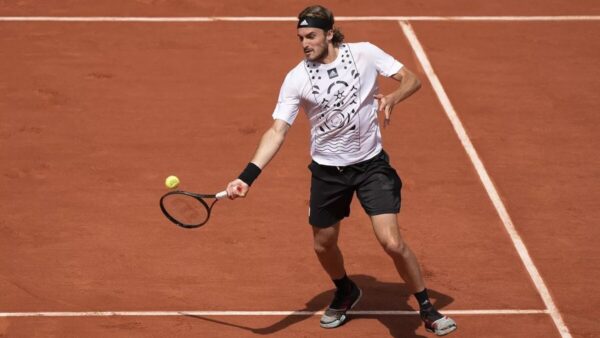 Stefanos Tsitsipas Faces Matteo Arnaldi in French Open Showdown