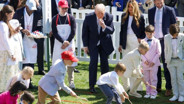Trump Revives Presidential Fitness Test Award for Schools