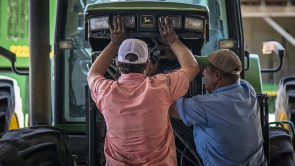 John Deere Settles Right-to-Repair Lawsuit for $99 Million