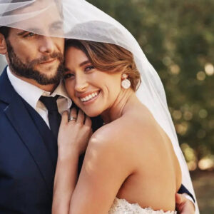 Top Divorce Lawyer Advocates Marrying for Money Over Love